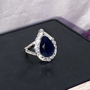 deep blue pear cut sapphire